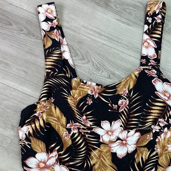🔆RIP CURL🔆 PLAYABELLA JUMPSUIT - Picture 11 of 16